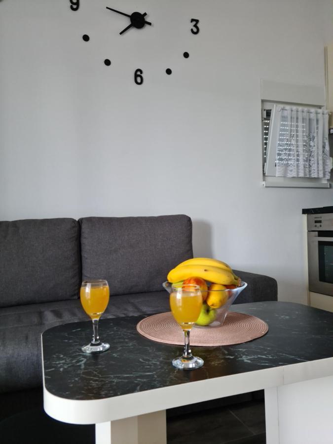 Apartmani Rudi Anić Екстериор снимка