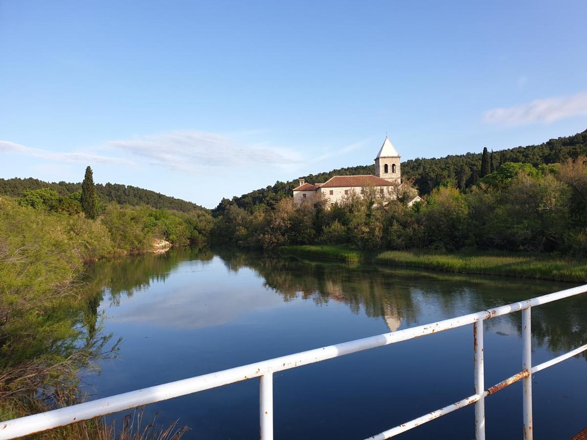 Apartmani Rudi Anić Екстериор снимка